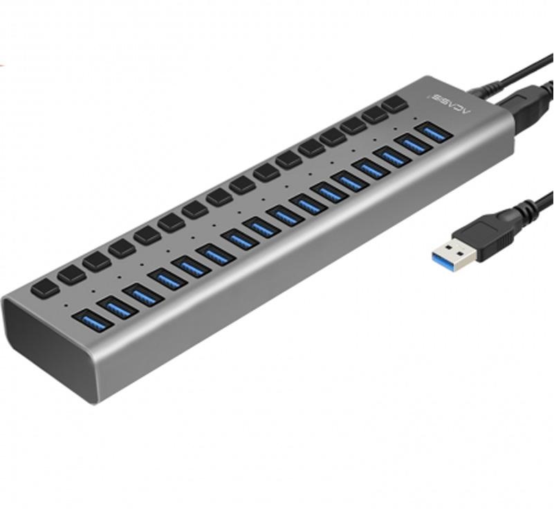 USB splitter with power supply