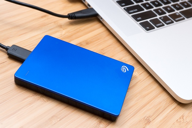 wd vs seagate external hard drive